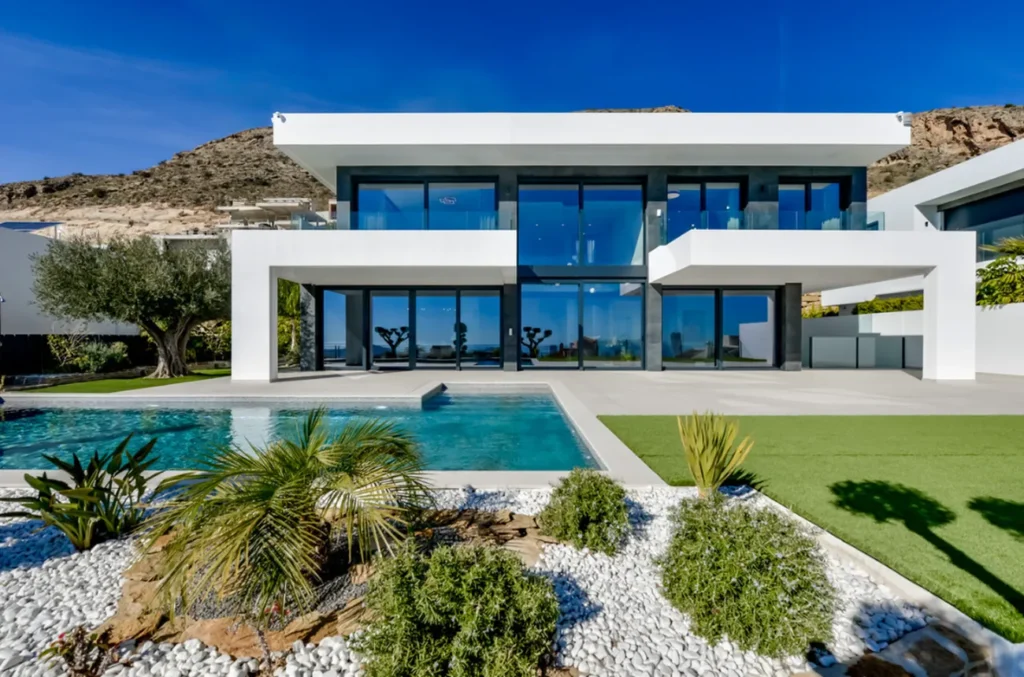 Villa Roma 15